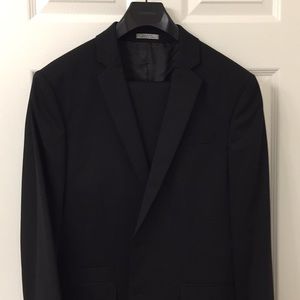 Express Photographer Fitted Suit